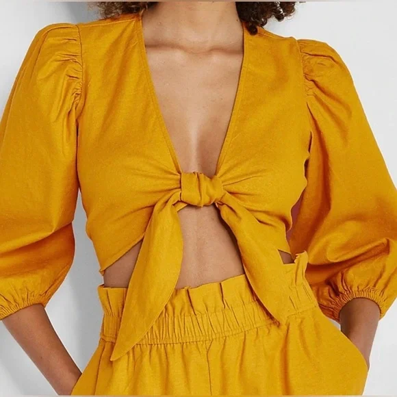 EXPRESS Linen Shorts Matching Set - Picture 2 of 7